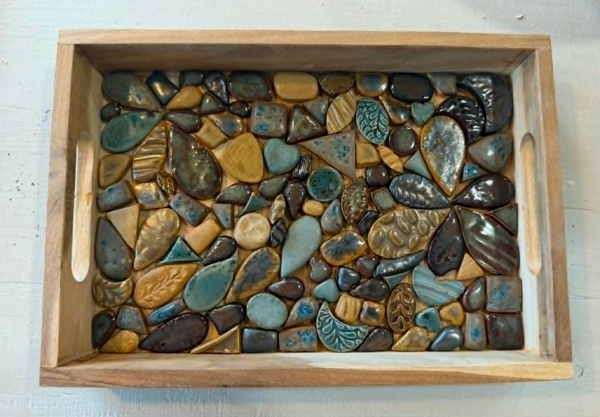 Workshop mozaïek met keramische tegeltjes. Dinsdag 17 november 19.00 uur - 22.00 uur.