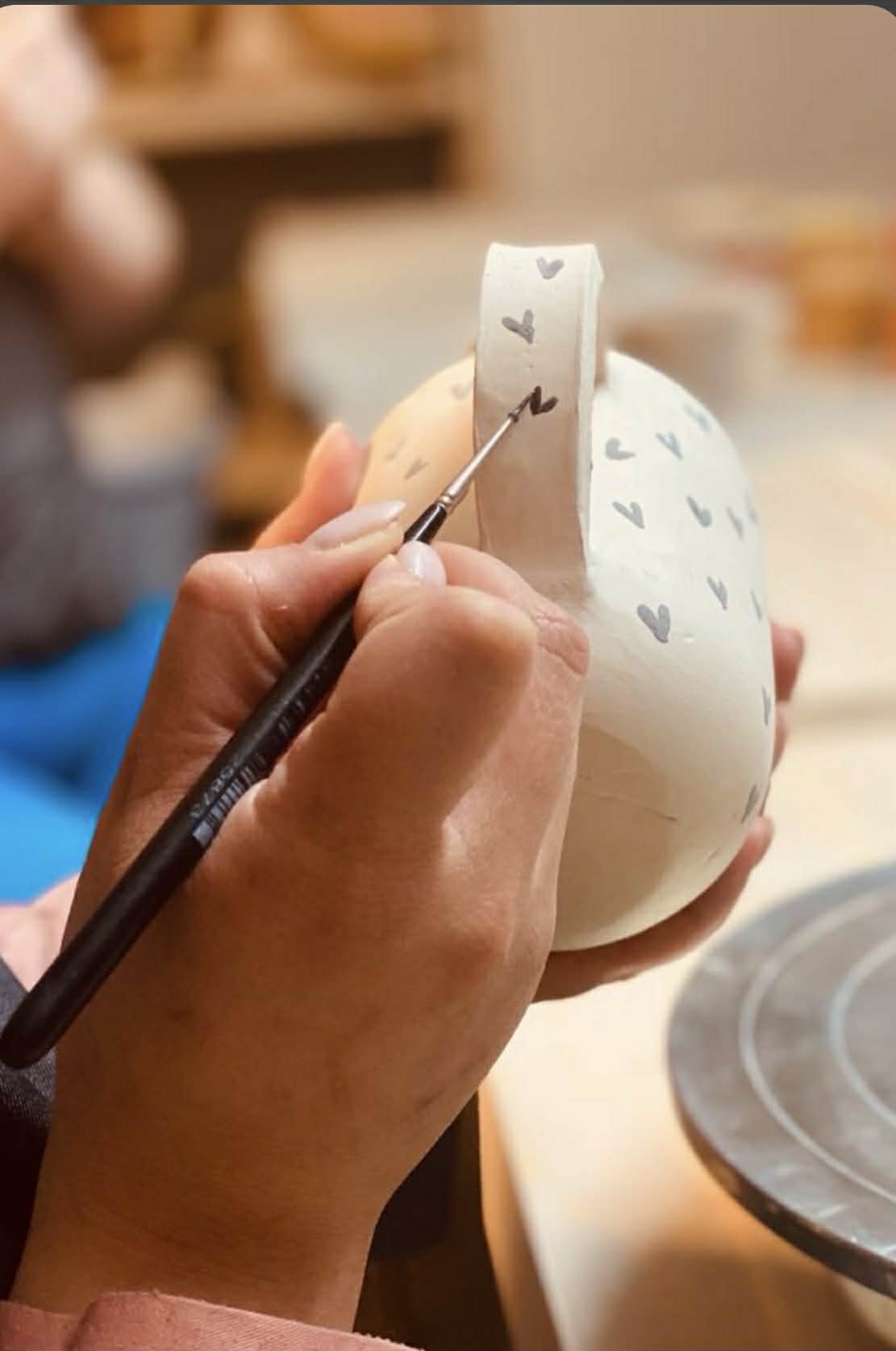 "Pottery painting" zaterdag 31 oktober 2026 14..00 - 16.00 uur